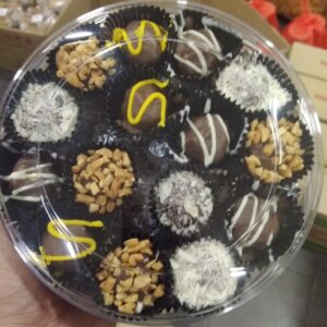 4 in 1 Almond Ball AL